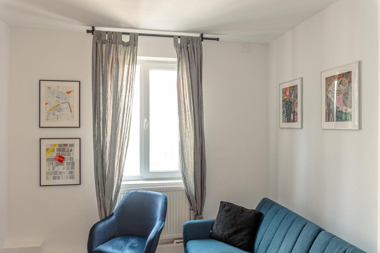 First Hostel Bucur 21 Бухарест Экстерьер фото